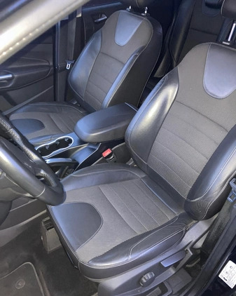 Ford Kuga cena 53900 przebieg: 200366, rok produkcji 2015 z Woźniki małe 301